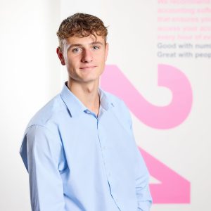 Josh Bowen headshot photo